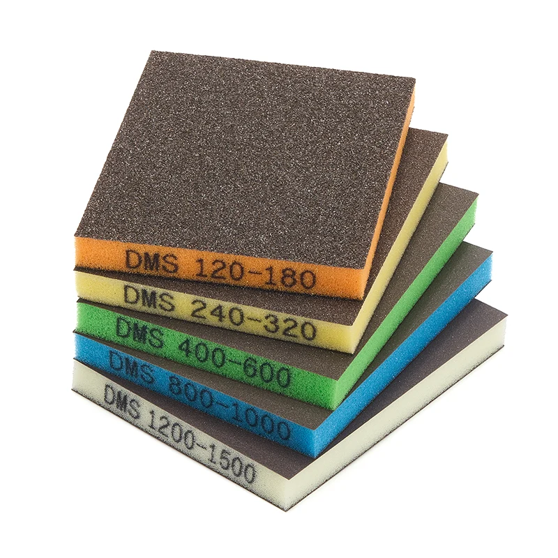 Éponge de ponçage double face colorée